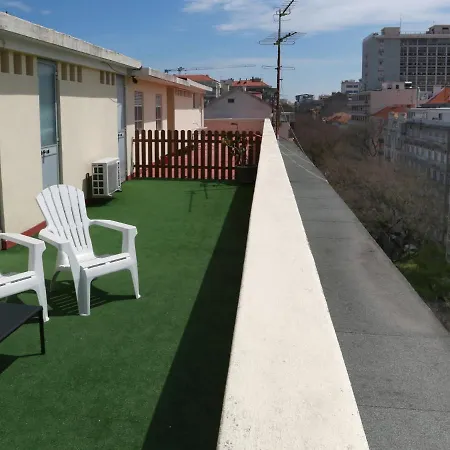 Mesa E Casa Encantada *